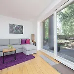 Lovely In With Parking Near Royal Baths Park By Renters 公寓 *
