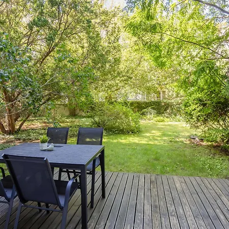 Lovely In With Parking Near Royal Baths Park By Renters