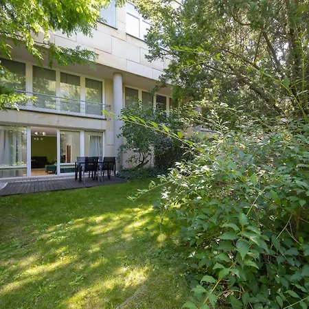 Lovely In With Parking Near Royal Baths Park By Renters Apartment *